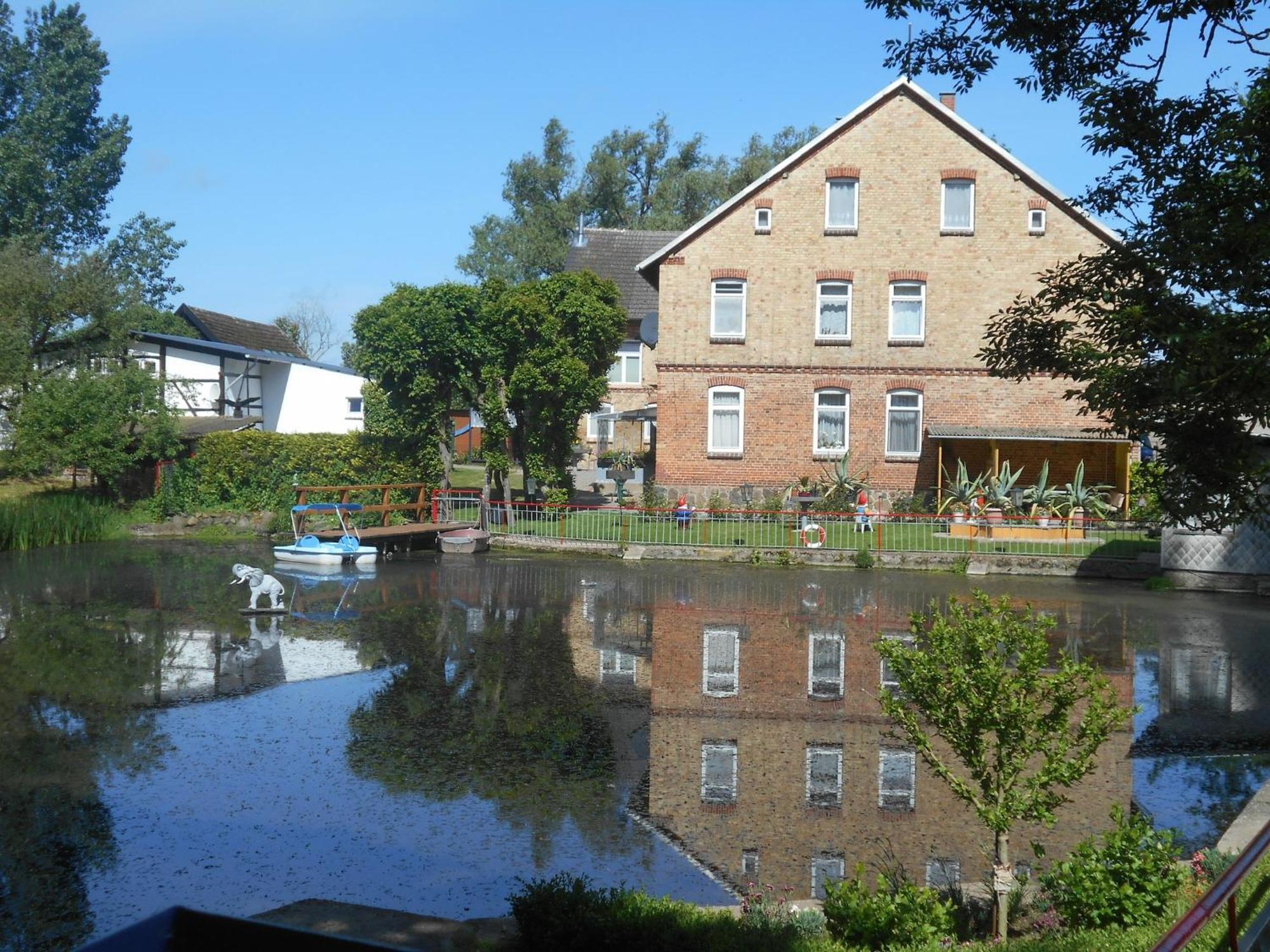 Lake View Apartment In Klein Pravtshagen With Garden エクステリア 写真